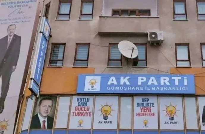 AKP’DEN BEZDİ BİNAYI SATIŞA ÇIKARDI