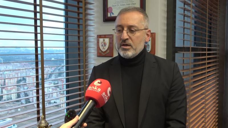 HEKİMLER YARIN BAKAN KOCA’NIN KURUCUSU OLDUĞU ÖZEL HASTANENİN ÖNÜNE BEYAZ ÖNLÜK BIRAKACAK