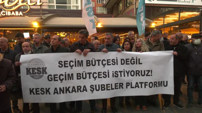 KESK’TEN ANKARA’DA PROTESTO: “2023 BÜTÇESİNDE DE HALKIN SIRTINDAKİ VERGİ YÜKÜ AĞIRLAŞIYOR”