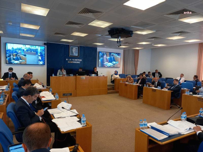 ‘SOSYAL MEDYA DÜZENLEMESİ’ TBMM ADALET KOMİSYONU’NDA KABUL EDİLDİ