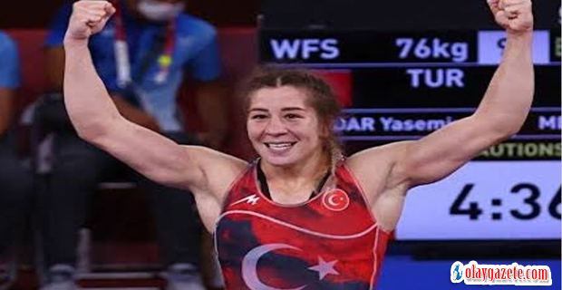 MİLLİ GÜREŞÇİ YASEMİN ADAR YİĞİT 2. KEZ DÜNYA ŞAMPİYONU OLDU