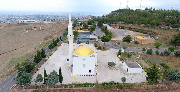 HBB, İBADETHANE VE MEZARLIKLARDA BAKIM ÇALIŞMALARINI SÜRDÜRÜYOR
