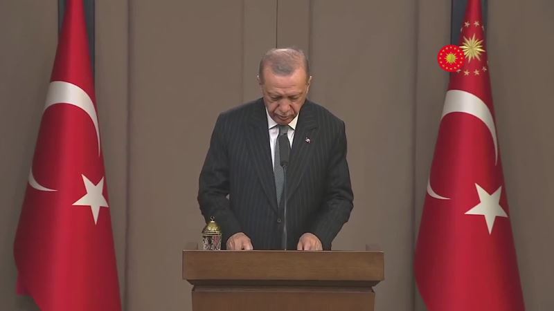 ERDOĞAN’DAN “DOĞAL GAZ” AÇIKLAMASI: “AVRUPA BU KIŞI HAKİKATEN CİDDİ SIKINTILARLA GEÇİRECEKTİR DİYE DÜŞÜNÜYORUM, BİZİM BÖYLE BİR SIKINTIMIZ YOK”