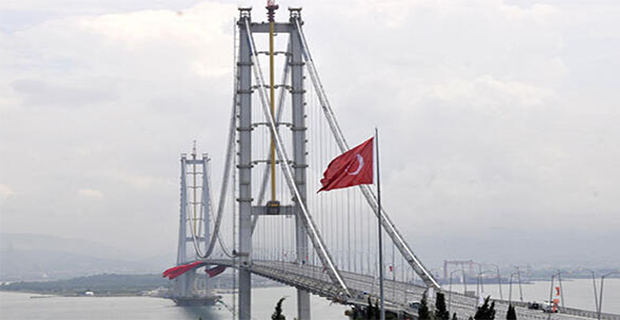 OSMANGAZİ KÖPRÜSÜ’NDE İNTİHAR