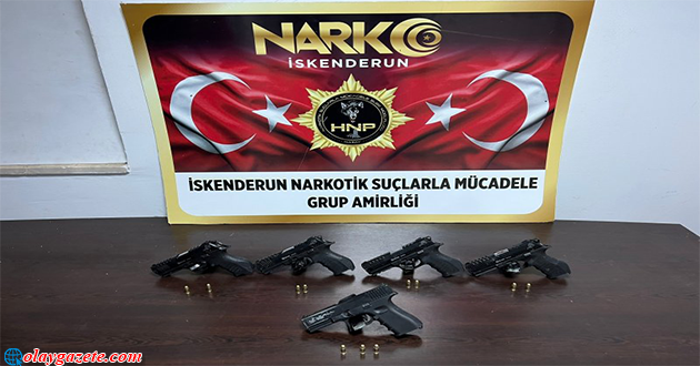 OTOMOBİLDE 5 ADET RUHSATSIZ TABANCA ELE GEÇİRİLDİ