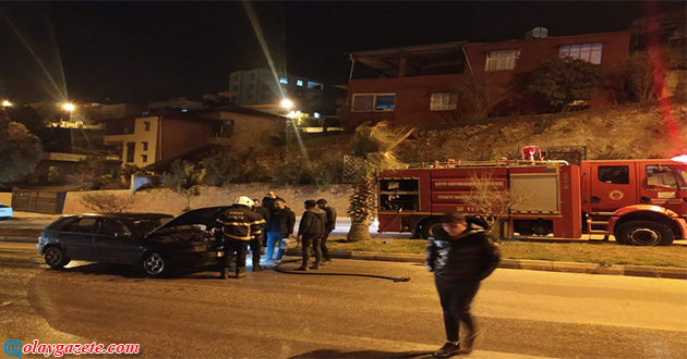 HATAY’DA OTOMOBİL ALEV ALEV YANDI