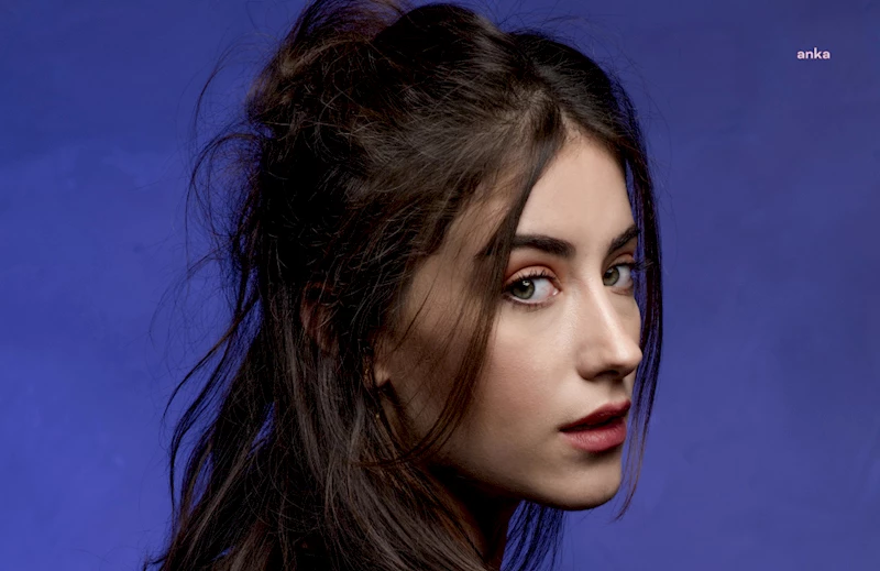 OYUNCU HAZAL KAYA, MUSA ORHAN’A HAKARET NEDENİYLE YARGILANDIĞI DAVADAN BERAAT ETTİ... 