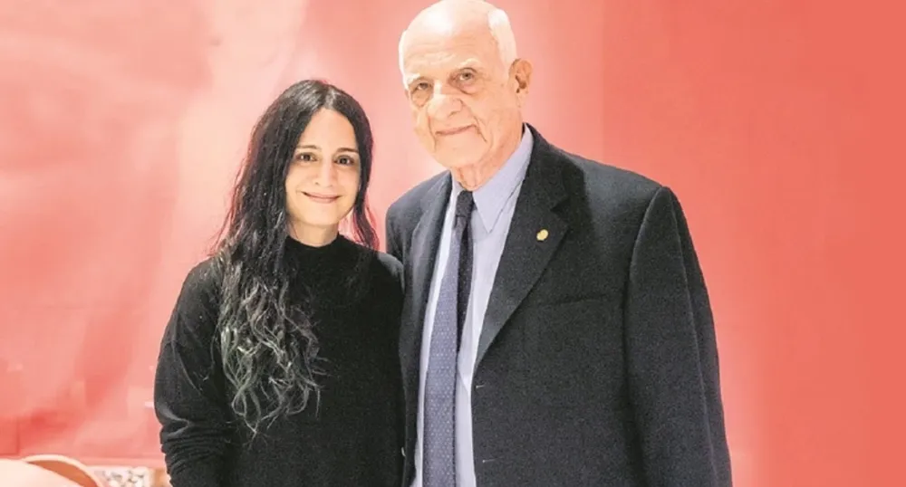 İŞ İNSANI İNAN KIRAÇ, KIZINI EVLATLIKTAN REDDETTİ