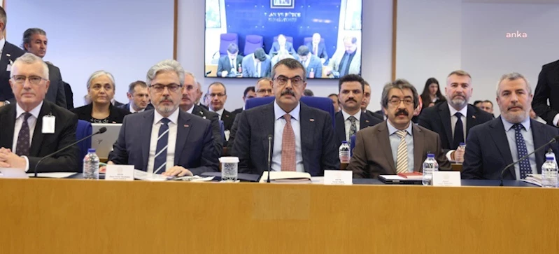 BAKAN TEKİN: LAİKLİK VE BİLİMSEL EĞİTİM KONUSUNDA ATTIĞIMIZ ADIMLARLA İLGİLİ HİÇBİR SIKINTI YOK