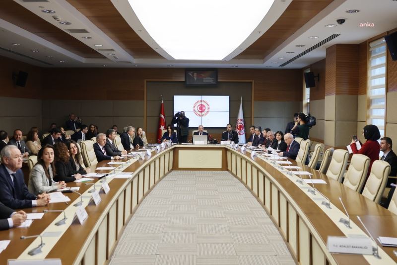 FİNLANDİYA’NIN NATO’YA KATILIMINA İLİŞKİN KANUN TEKLİFİ TBMM DIŞİŞLERİ KOMİSYONU’NDA KABUL EDİLDİ