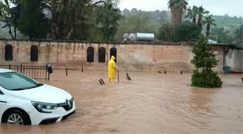 ŞANLIURFA’DA SAĞANAK YAĞIŞ SELE NEDEN OLDU