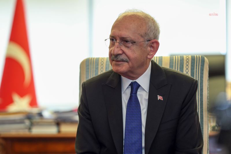 KILIÇDAROĞLU: TÜM KADINLARI SAAT 21.00’DE BURAYA DAVET EDİYORUM, KONUŞMAMIZ LAZIM