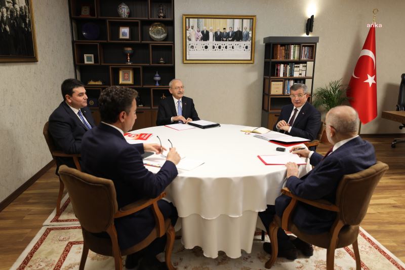 KARAMOLLAOĞLU: “İLK GÜNKÜ İLKE VE HEDEFLERİMİZ DOĞRULTUSUNDA ÇALIŞMALARIMIZI KARARLILIKLA SÜRDÜRDÜĞÜMÜZ DEĞERLİ GENEL BAŞKANLARIN HER BİRİNE TEŞEKKÜR EDİYORUM”
