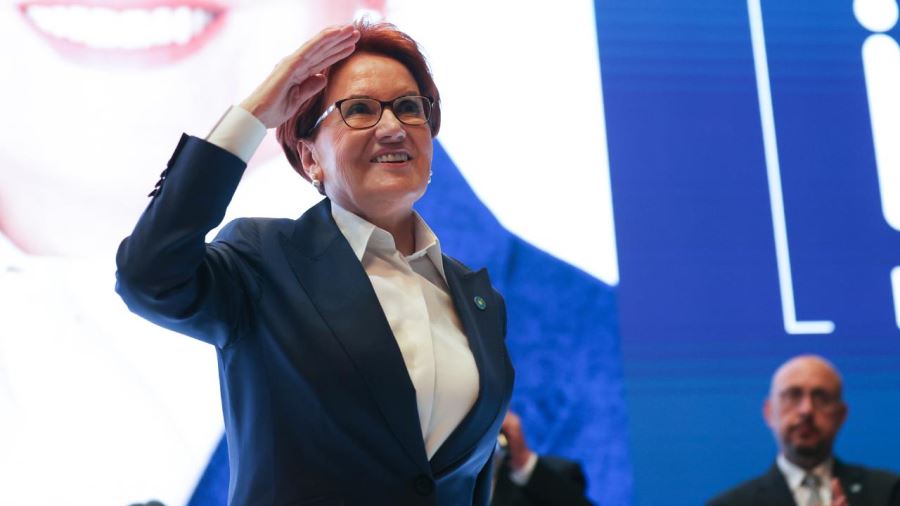 AKŞENER, YENİDEN İYİ PARTİ GENEL BAŞKANI SEÇİLDİ 
