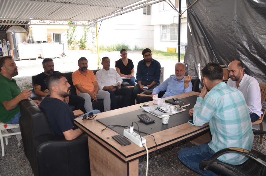 İTSO’DAN DEPREM SONRASI  EV VE İŞ YERLERİ HASAR GÖREN ÜYELERİNE  ZİYARET