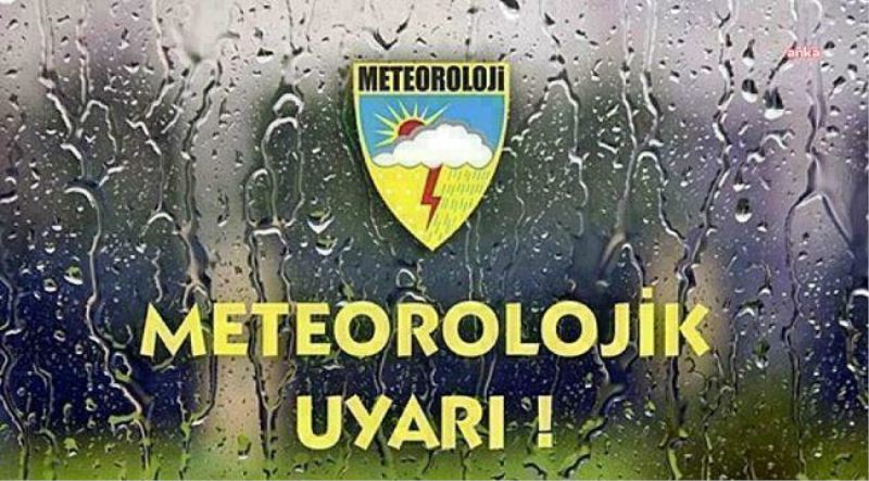 METEOROLOJİ UYARDI: “ORTA VE DOĞU KARADENİZ’DE BEKLENEN ŞİDDETLİ VE AŞIRI YAĞIŞLARA DİKKAT”