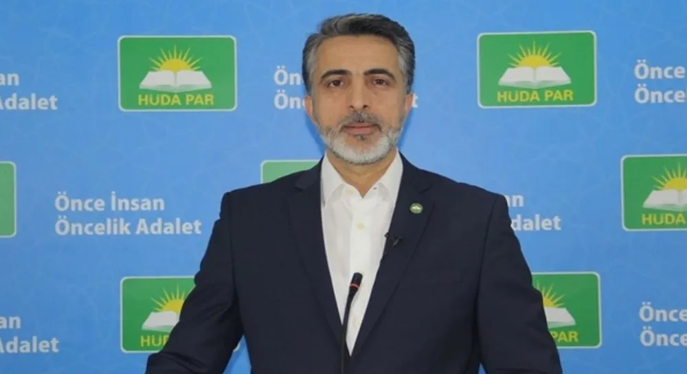 HÜDA PAR: RUHSATLI İŞLETMELERDE ALKOLLÜ İÇKİ SATIŞI YASAKLANSIN