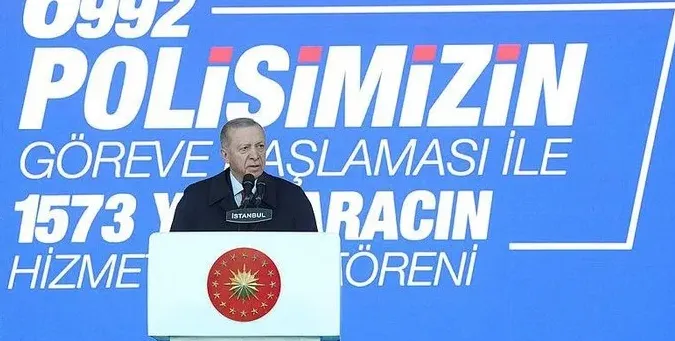 ERDOĞAN: 31 MART İTİBARIYLA İSTANBULLUNUN VERECEĞİ EMANETİ İNŞALLAH MERKEZİ YÖNETİMLE BERABER YENİDEN AYAĞA KALDIRACAĞIZ 