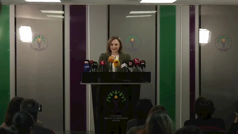 DEM PARTİ SÖZCÜSÜ DOĞAN, BELEDİYE BAŞKAN ADAYLARINI AÇIKLADI: “İDEOLOJİK, POLİTİK DURUŞUMUZ VE SİYASET DİLİMİZLE NE STATÜKOCU NE DE RESTORASYONCU ÇİZGİYE BENZİYORUZ”