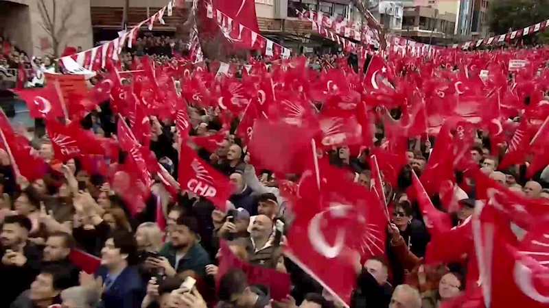 ÖZGÜR ÖZEL, GİRESUN’DA: “ALAN BAZLI DESTEKLEMENİN DÖNÜMÜNE 10 YILDIR AYNI PARAYI VERİYOR. FINDIK ÜRETİCİSİNİN SESİNİ GİRESUN’DAN HAYKIRIYORUM: ARTIK YETER”