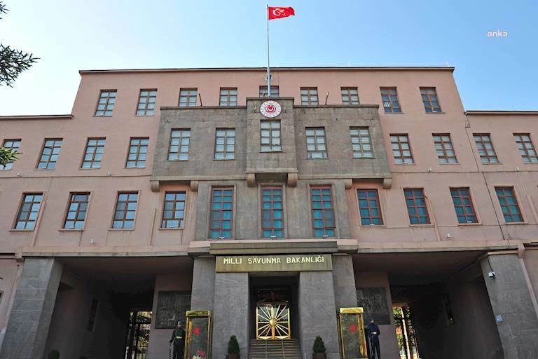 MSB: IRAK’IN KUZEYİNDE 3 PKK’LI TERÖRİST ETKİSİZ HALE GETİRİLDİ