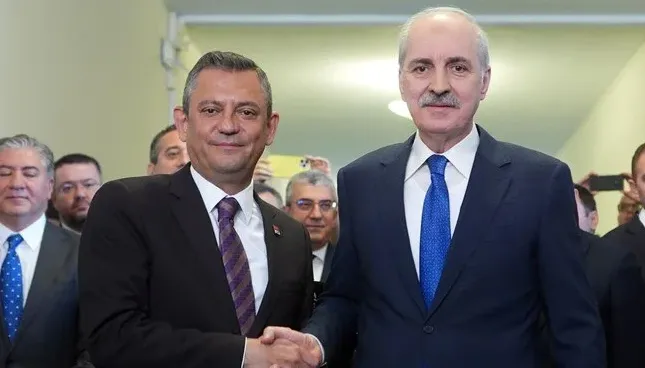 NUMAN KURTULMUŞ İLE ÖZGÜR ÖZEL