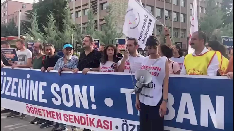 Özel sektör öğretmenleri TBMM önünde 19 gündür nöbette