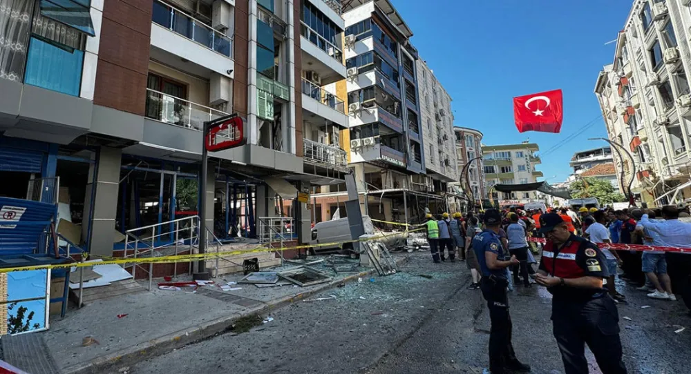 İZMİR