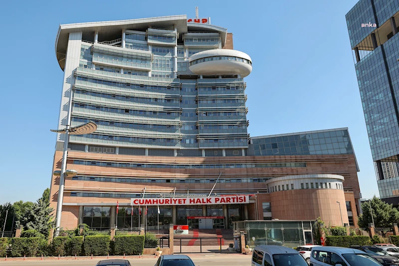 CHP MYK seçimde parti aleyhine çalışanlarla ilgili başvuruları görüştü....