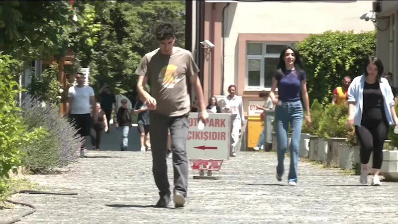 YKS maratonunun ikinci oturumu AYT sona erdi