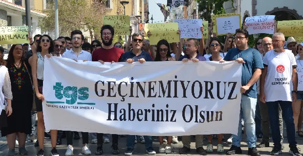 İzmirli gazetecilerden ‘maaş