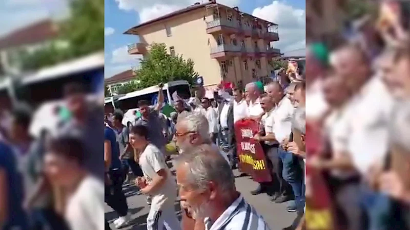Kandıra’da yapılacak çöp tesisinin ÇED toplantısı öncesinde vatandaşlar protesto eylemi düzenledi. Toplantı iptal oldu 
