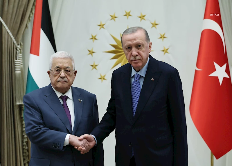 Cumhurbaşkanı Erdoğan, Filistin Devlet Başkanı Abbas ile bir araya geldi