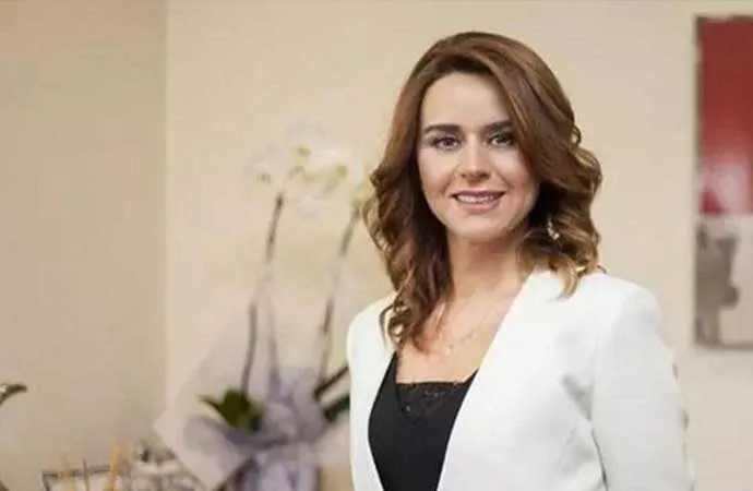 SEÇİL ERZAN DA DOLANDIRILDI!