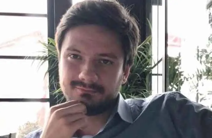 CHP’Lİ BELEDİYE MECLİS ÜYESİ BAŞINDAN VURULMUŞ HALDE ÖLÜ BULUNDU