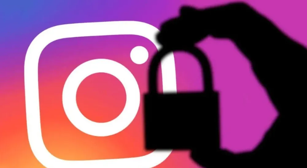 INSTAGRAM