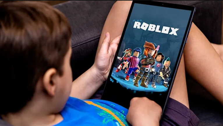 İNSTAGRAM’DAN SONRA ROBLOX’A ERİŞİM ENGELİ GETİRİLDİ