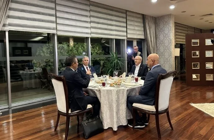 Özgür Özel, Kılıçdaroğlu ve Yavaş ile bir araya geldi