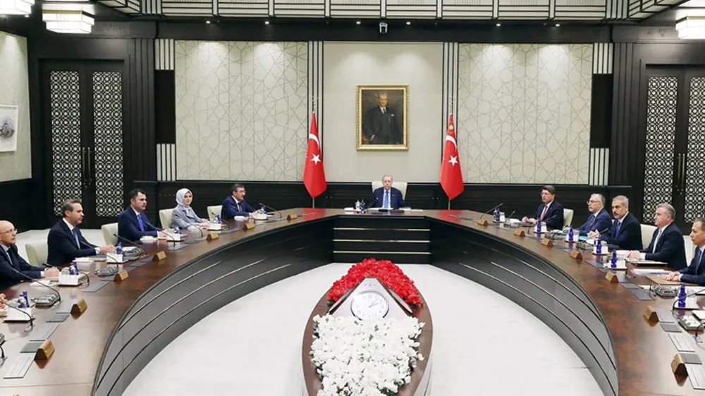 CUMHURBAŞKANLIĞI KABİNESİ BUGÜN TOPLANIYOR: MASADA 4 KRİTİK KONU