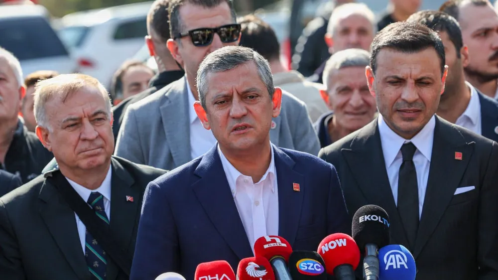 ÖZGÜR ÖZEL: DİLEK İMAMOĞLU