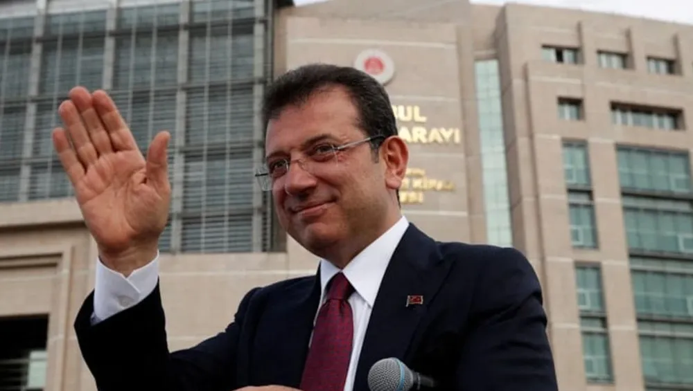   HAKİM DEĞİŞTİ, DAVA ERTELENDİ: İMAMOĞLU SİLİVRİ’DE İKİNCİ YASSIADA UYARISI YAPTI