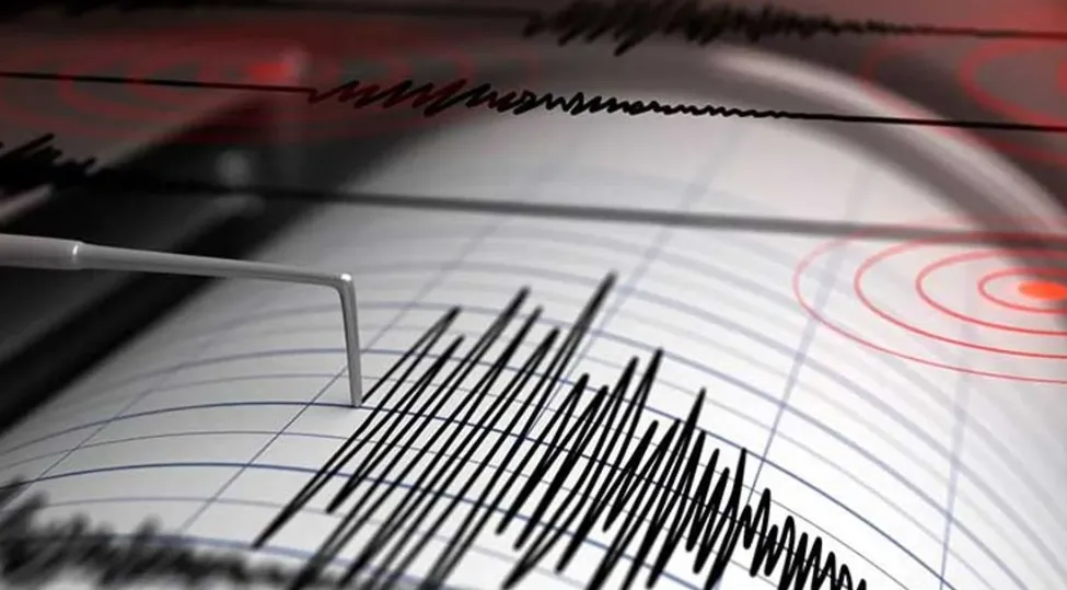 EGE DENİZİ DURMUYOR! SABAHA KARŞI BÜYÜK DEPREM