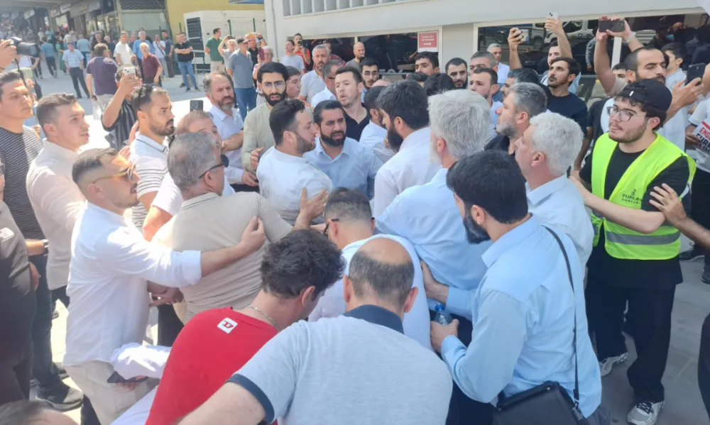 ANKARA’DA TARİKAT LOKALİNE BASKIN: ALKOL İDDİASI KAVGA ÇIKARDI