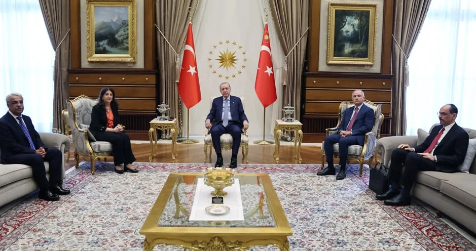 ERDOĞAN-DEM PARTİ GÖRÜŞMESİ SONA ERDİ