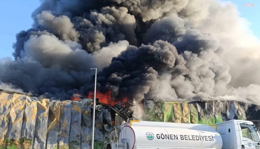 BALIKESİR GÖNEN’DE SÜT FABRİKASINDA YANGIN FELAKETİ: 2 İŞÇİ YAŞAMINI YİTİRDİ