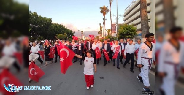 5 TEMMUZ KORTEJİ RENKLİ GÖRÜNTÜLERE SAHNE OLDU