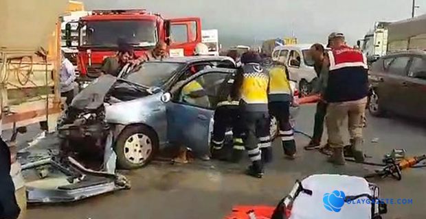 ARAÇTA SIKIŞAN SÜRÜCÜ KURTARILDI…