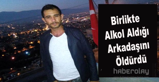 Arkadaşını Bıçaklayarak Öldürdü