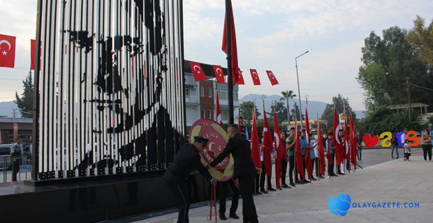 ARSUZ, ATA’YI SAYGIYLA ANDI