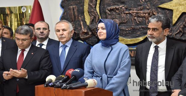 BAKAN KAYA  ŞEHİT AİLELERİYLE BİR ARAYA GELDİ